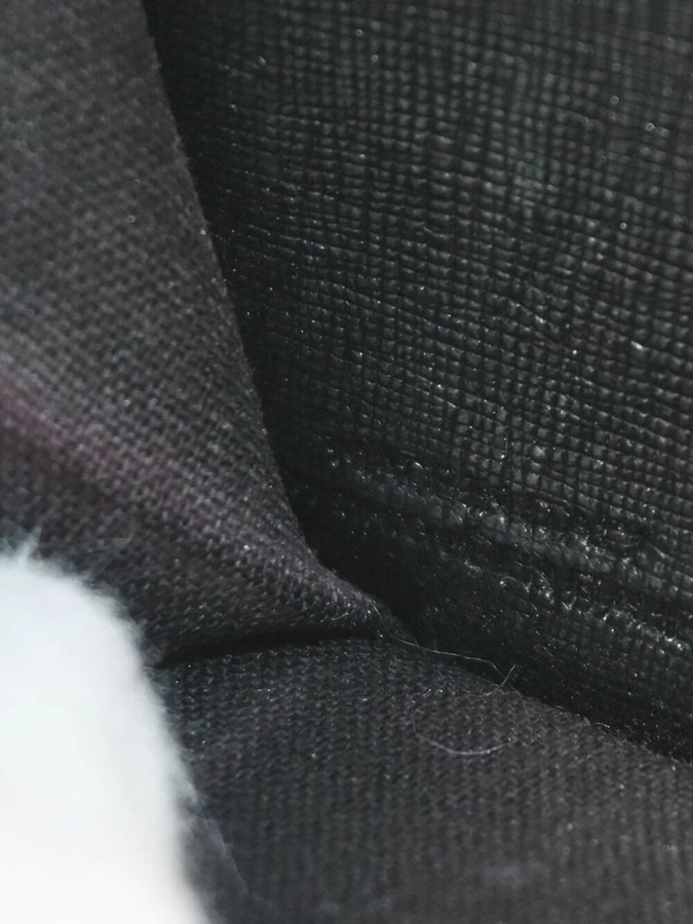 Balenciaga Black Leather Walle - Picture 10 of 15